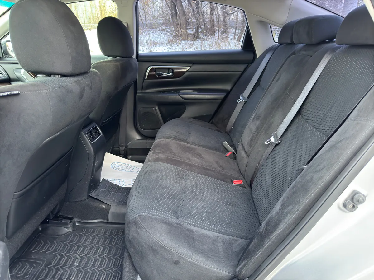 Nissan Teana 2.5 Xtronic (173 л.с.)