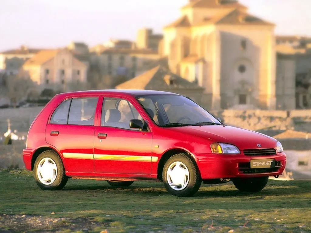 Toyota Starlet 1.3 MT 4WD (85 л.с.)