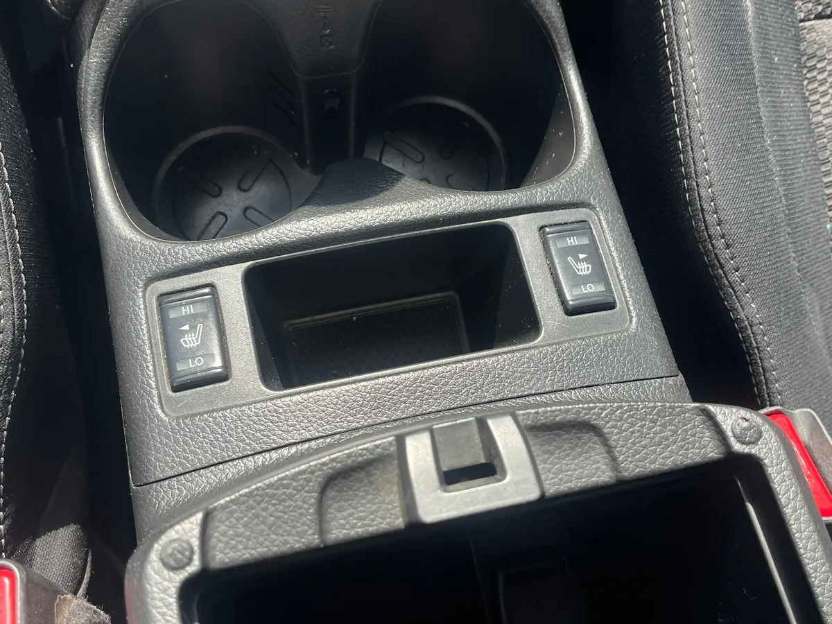 Nissan Qashqai 1.2 DIG-T MT (115 л.с.), 2014 — фото 10