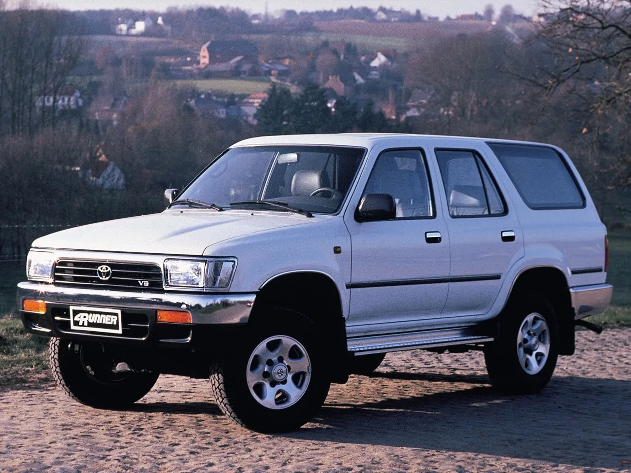 Toyota 4Runner 3 AT 4WD (143 л.с.)