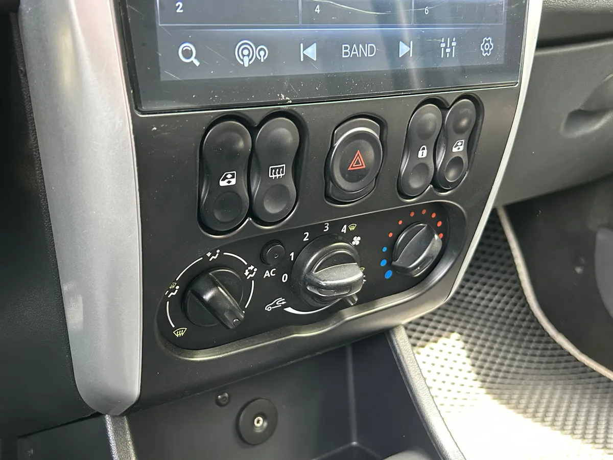 Nissan Almera 1.6 AT (102 л.с.)