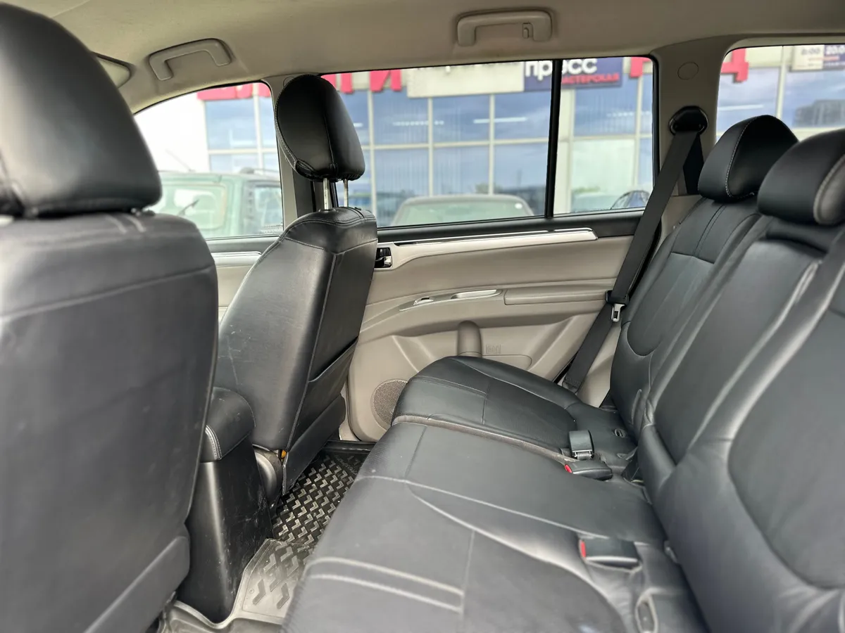 Mitsubishi Pajero Sport 2.5 DI-D AT AWD (178 л.с.)