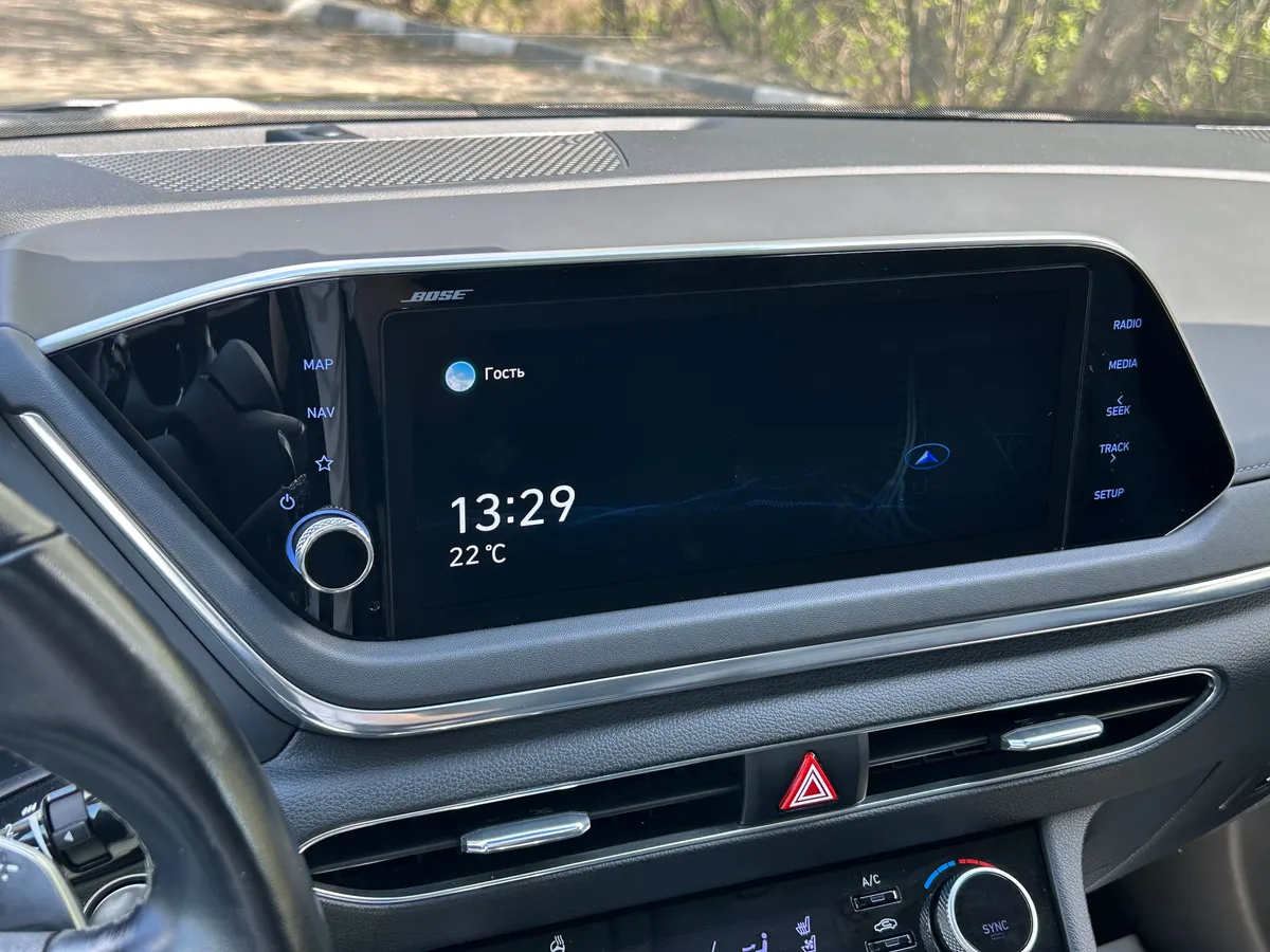 Hyundai Sonata 2.5 (180 л.с.) бензин, АКПП, передний привод