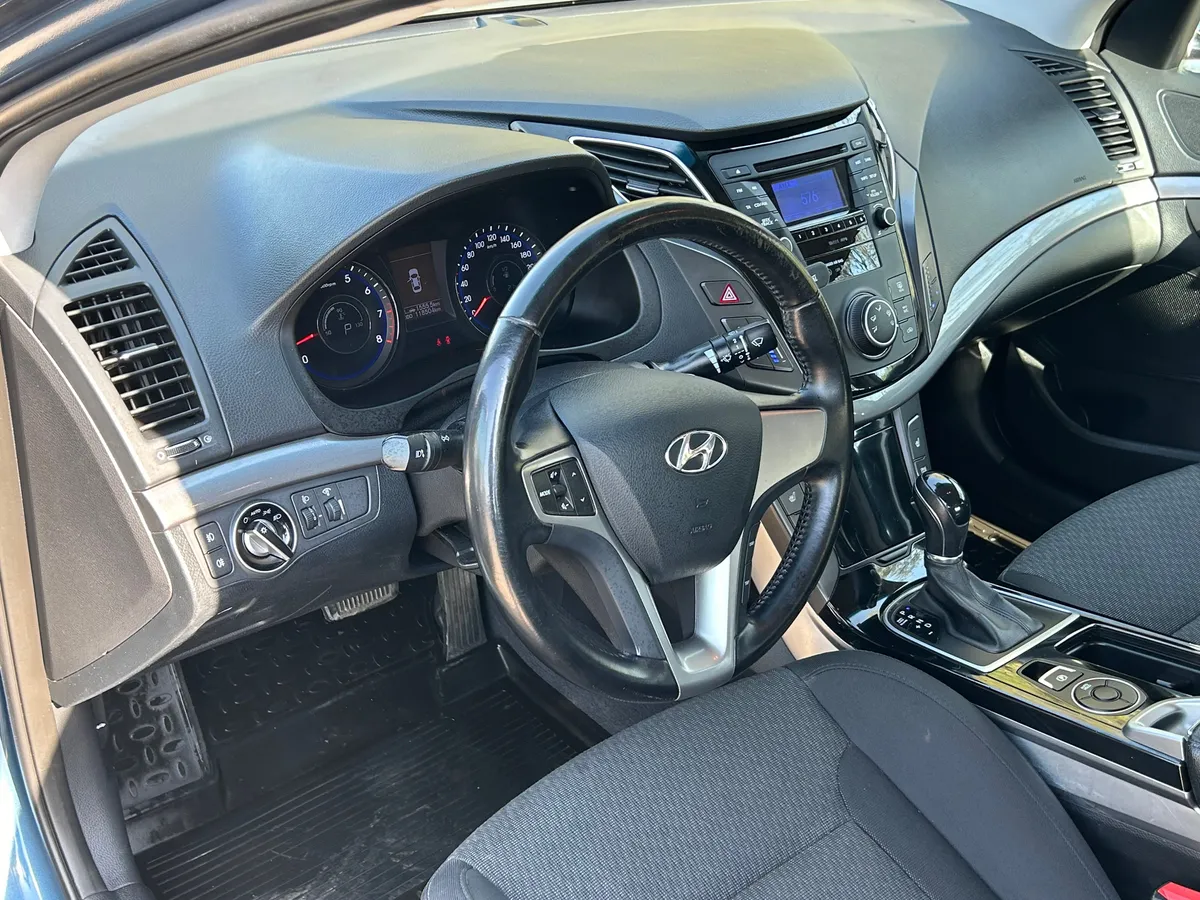 Hyundai i40 2.0 AT (150 л.с.)
