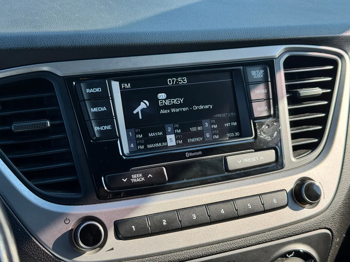 Hyundai Solaris 1.6 AT (123 л.с.)