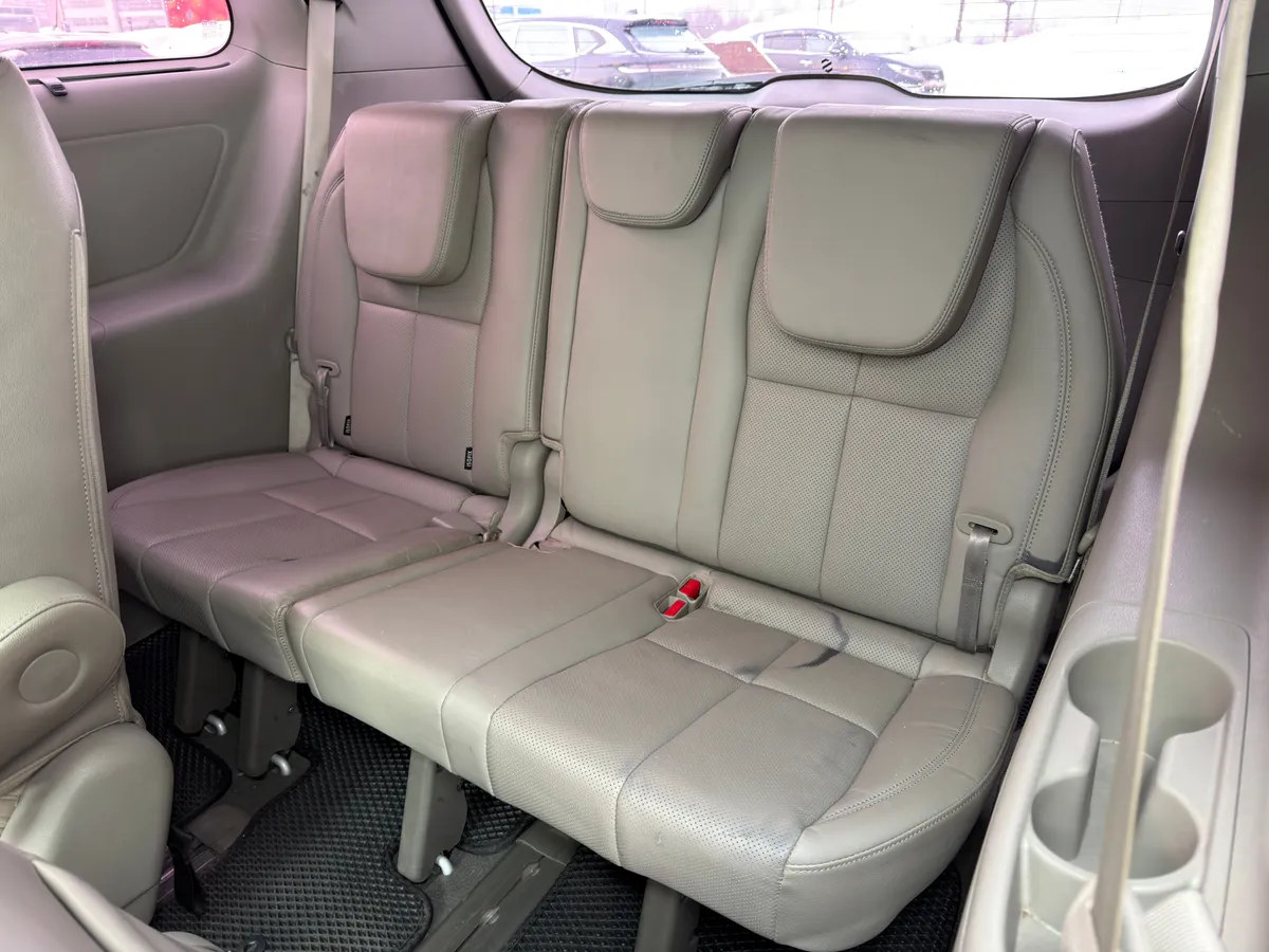 Kia Carnival 2.2 AT (202 л.с.)