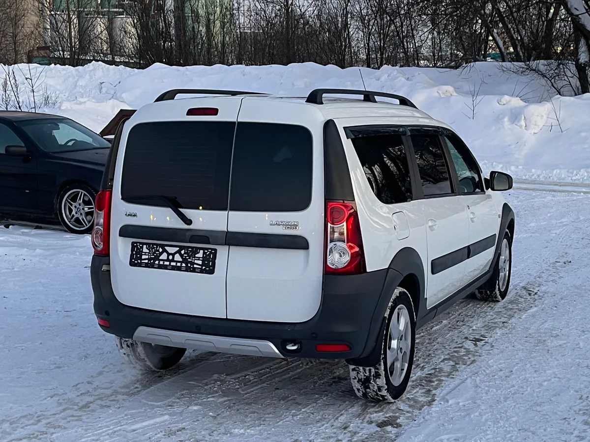 ВАЗ (Lada) Largus 1.6 MT (106 л.с.)