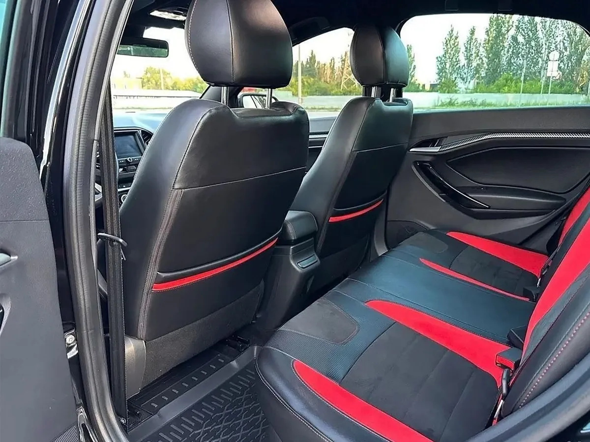 ВАЗ (Lada) Vesta 1.6 MT (118 л.с.)