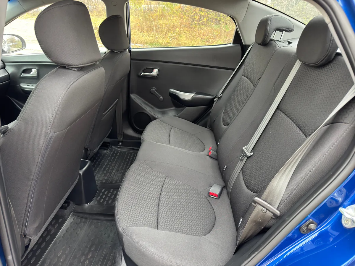 Kia Rio 1.4 AT (107 л.с.), 2014 — фото 6
