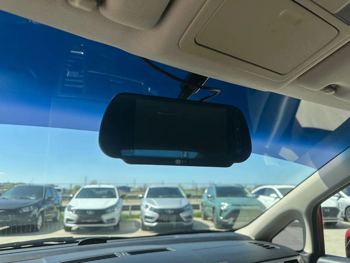 Nissan Tiida 1.6 AT (110 л.с.)