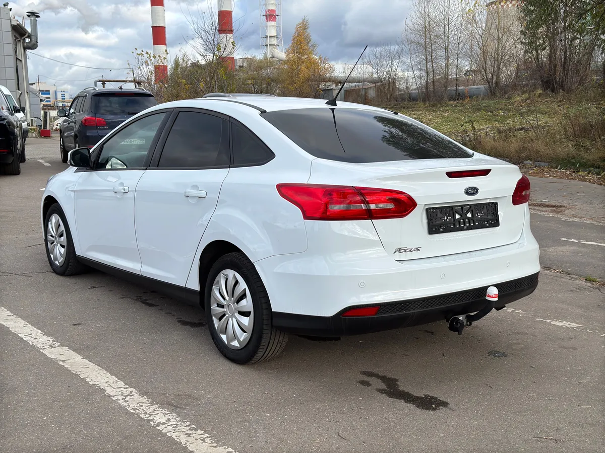 Ford Focus 1.6 Ti-VCT MT (105 л.с.), 2016 — фото 2