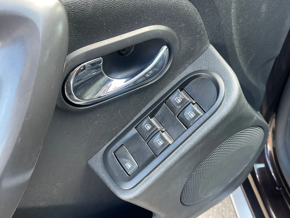 Renault Duster 1.5 MT (109 л.с.), 2018 — фото 11