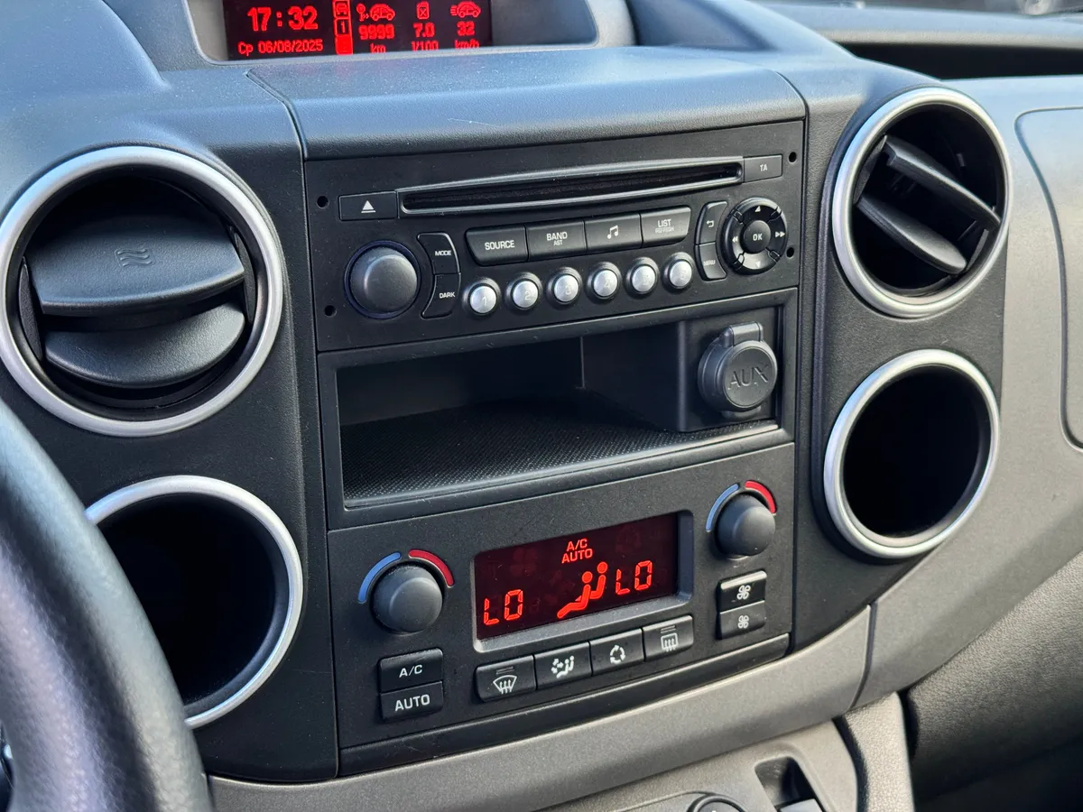 Citroen Berlingo 1.6 VTi MT (120 л.с.)