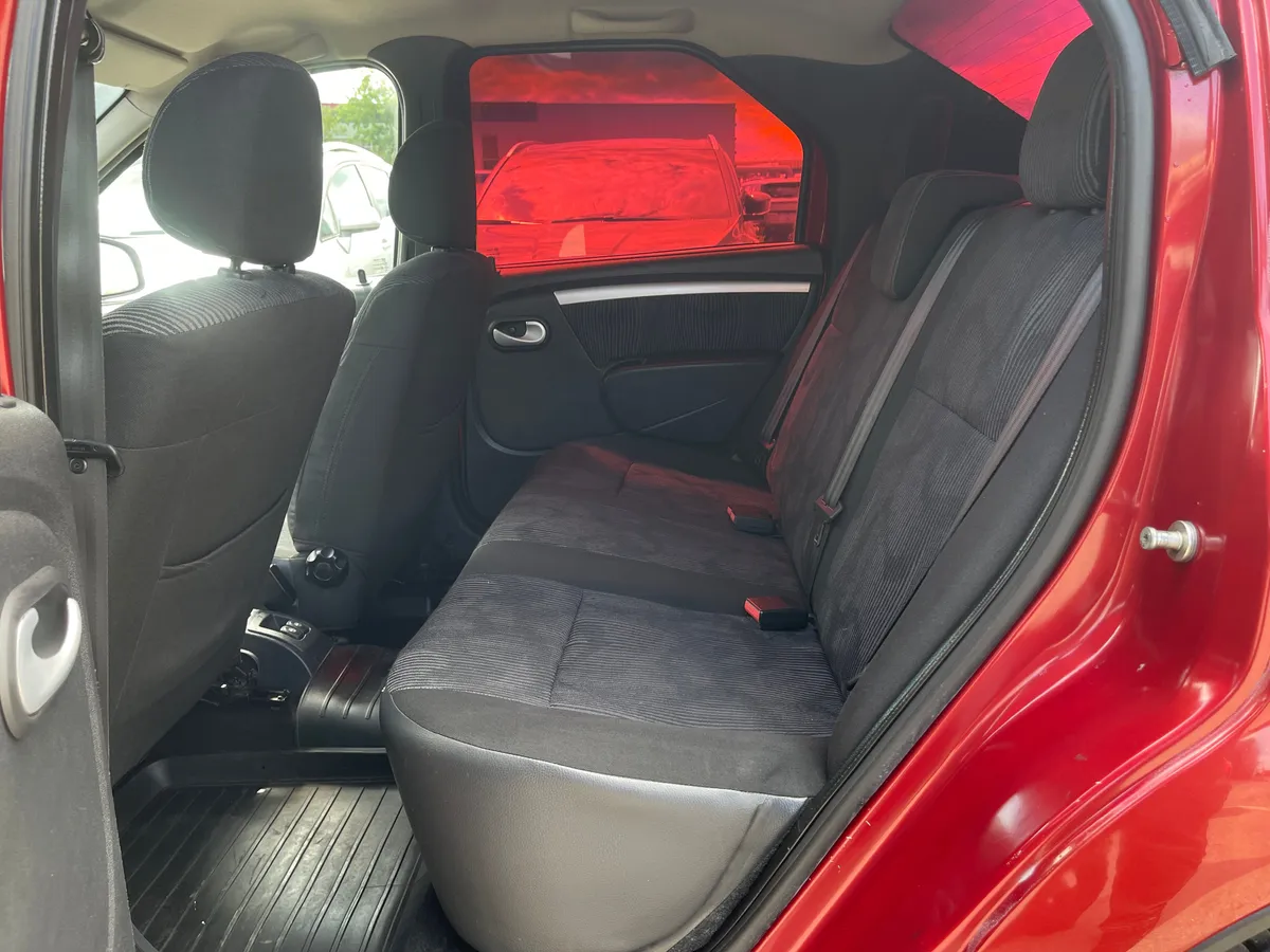 Renault Logan 1.6 MT (84 л.с.)