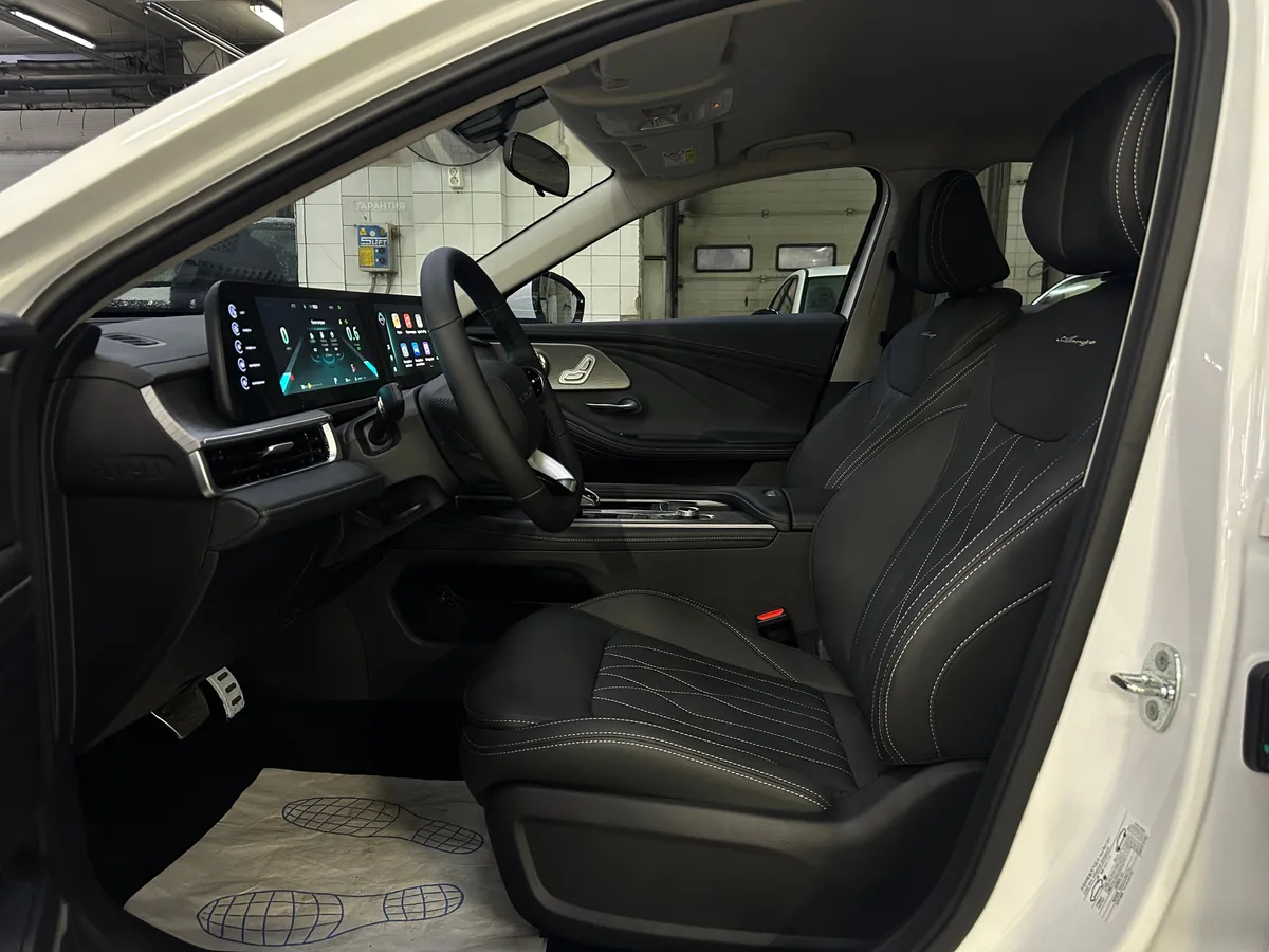 Chery Arrizo 8 1.6 AMT (197 л.с.)