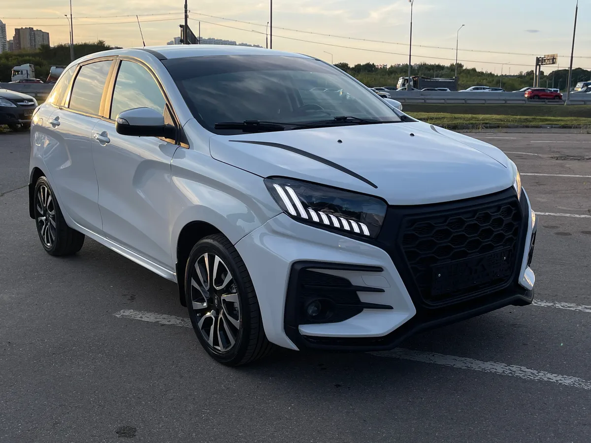 картинка ВАЗ (Lada) XRAY 1.8 MT (122 л.с.) от galaxy-auto