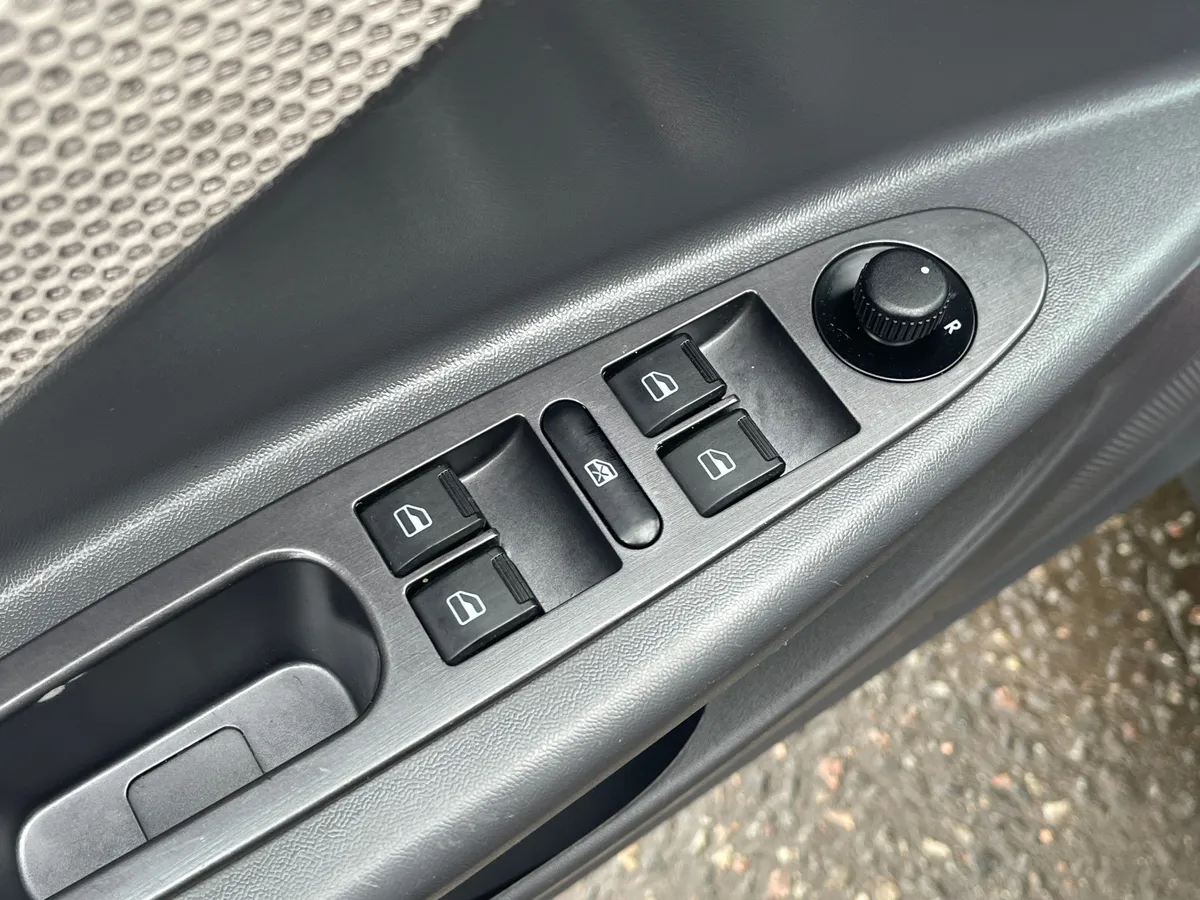 Chery IndiS (S18D) 1.3 MT (83 л.с.)