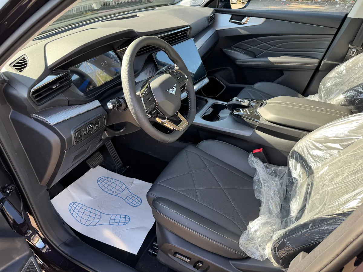 Kaiyi X7 2.0 AMT (254 л.с.)