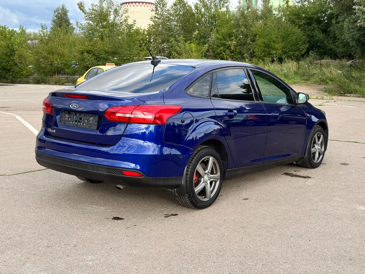 Ford Focus 1.6 Ti-VCT PowerShift (125 л.с.)