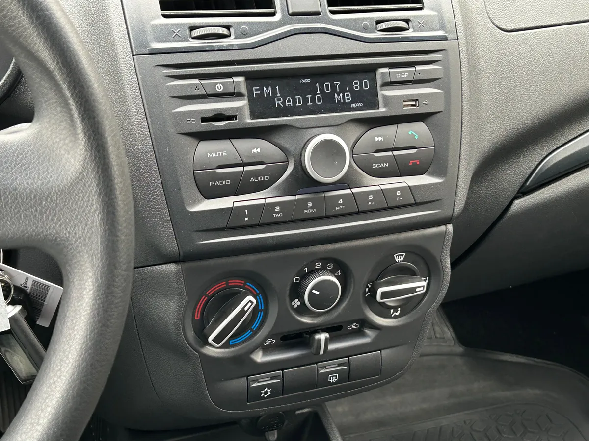 ВАЗ (Lada) Granta 1.6 MT (87 л.с.)